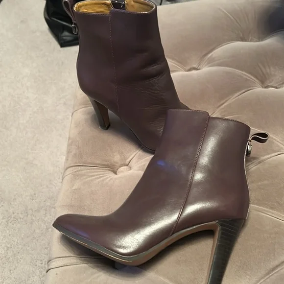 Coach 3 inch booties - Picture 2 of 7